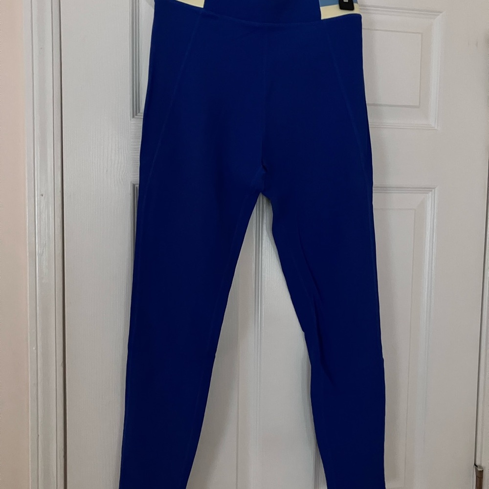 Wilo Vibrant Blue Leggings